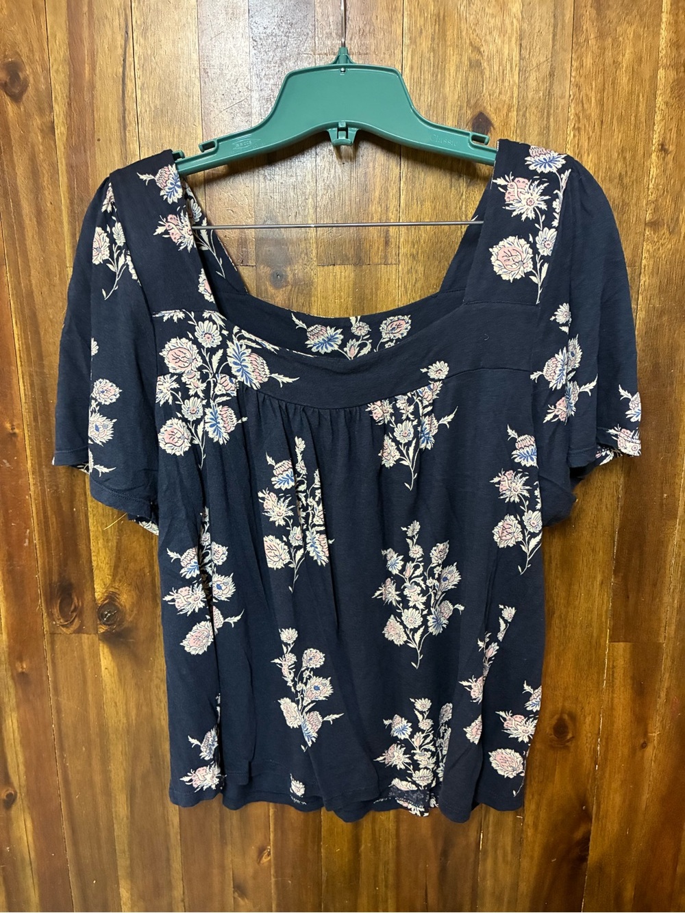 Lucky Brand Women’s Navy Floral Square-Neck Blouse (L)